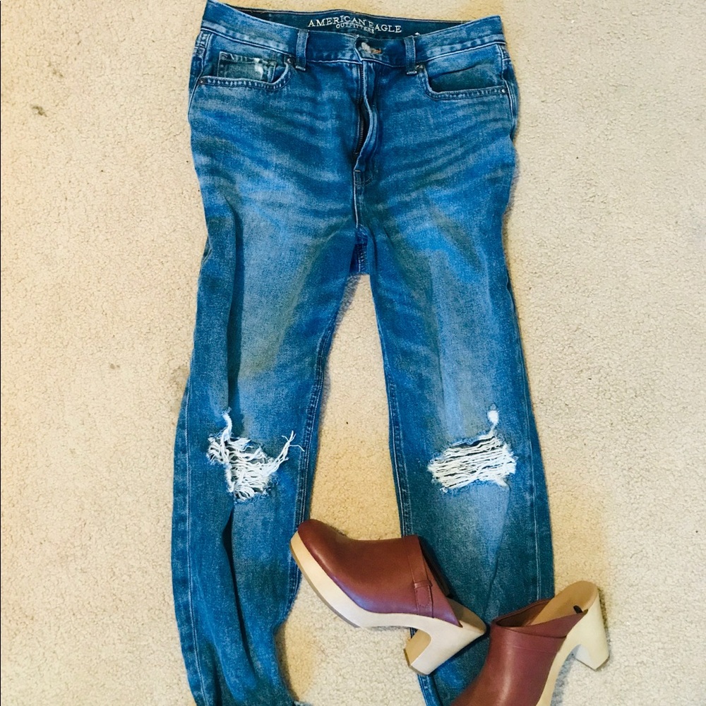 American Eagle mom jeans size 8